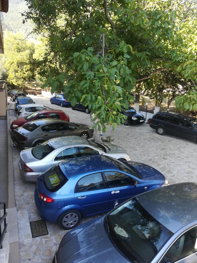 Vessarios Apartment Никиана Екстериор снимка