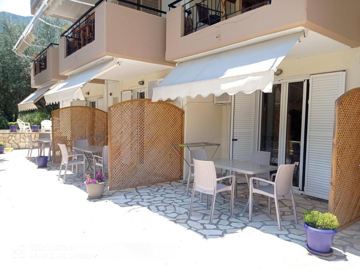 Vessarios Apartment Никиана Екстериор снимка